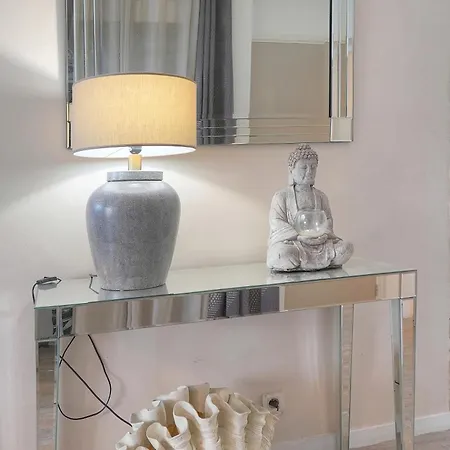 Moli - 3pieces - 4min - Luxe - Vca Apartment